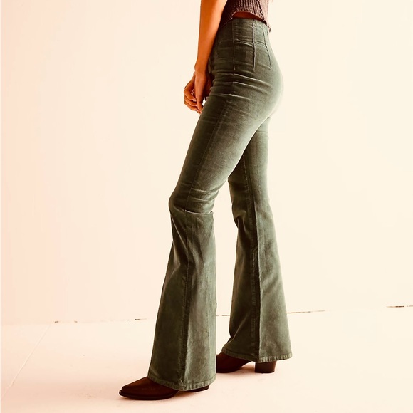 We The Free People Jayde Flare Corduroy Jeans High Waisted Bootleg (28) Mulberry - Picture 3 of 10